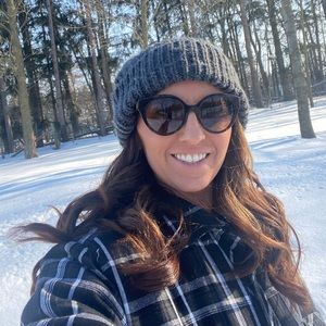 Meet your Posher, Joanna